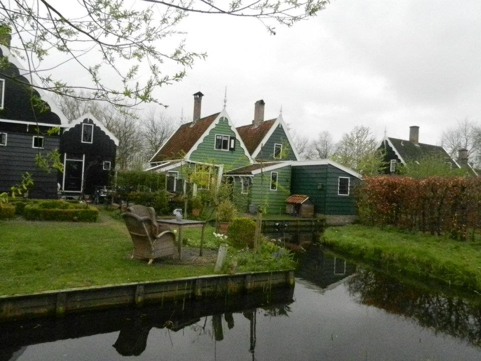 Garden Cottage Clogs