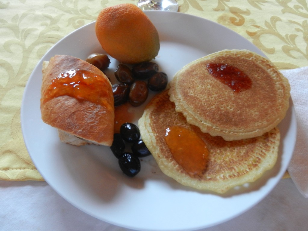 day5erfoudhotelbreakfastpancakes