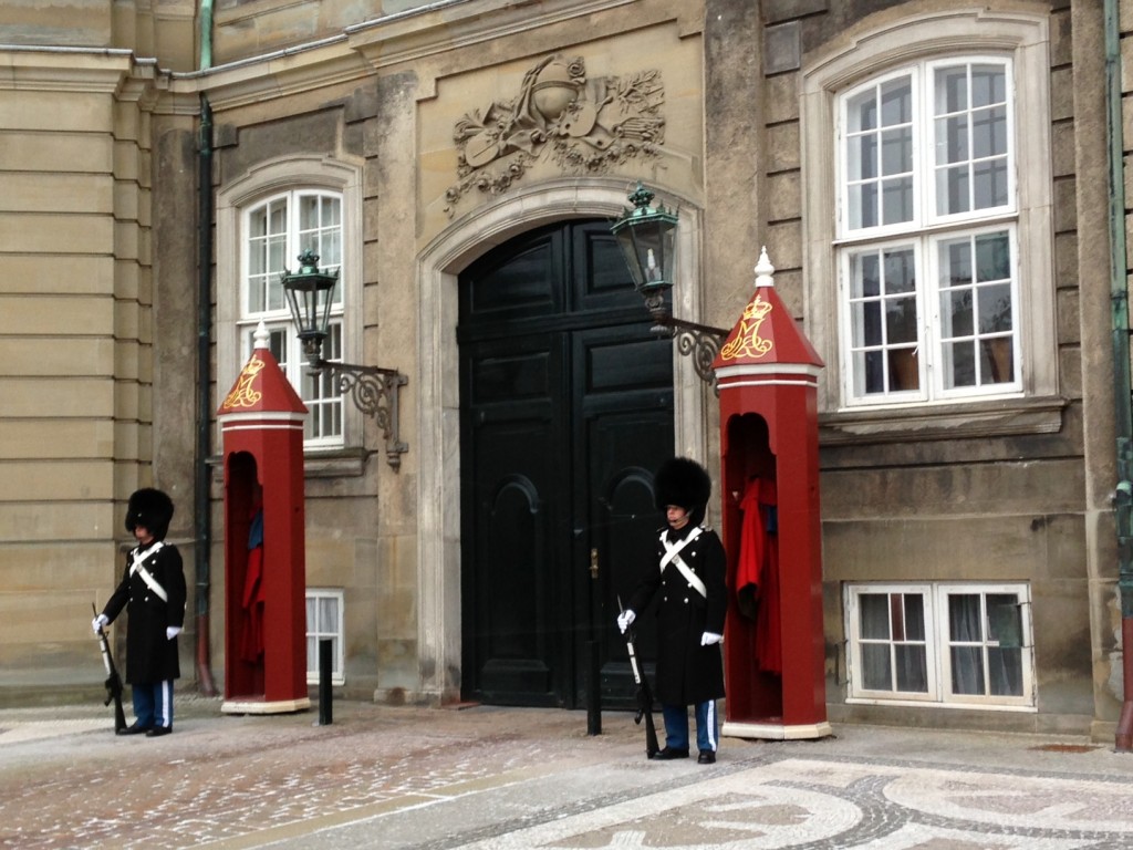 copenamelianborgpalaceguards