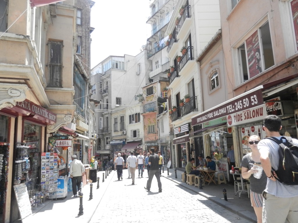 galatacobblestonestreet