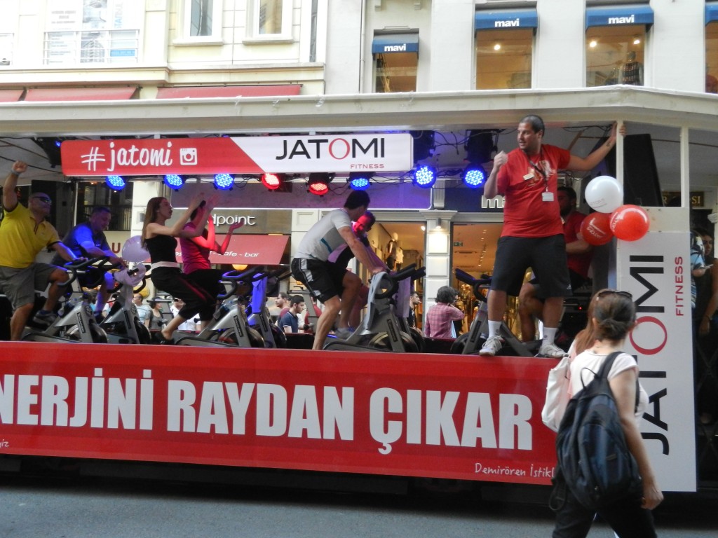 exercisemusicfloatbeyoglu