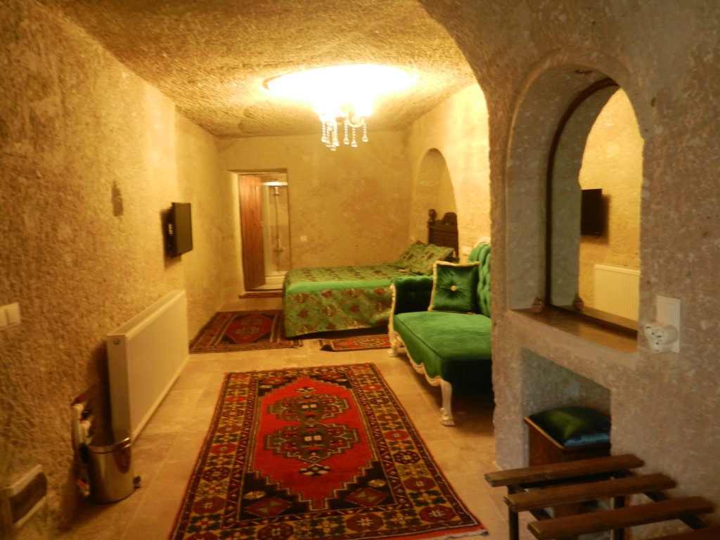 cappadociaurgupdedelikonakcavehotelroom