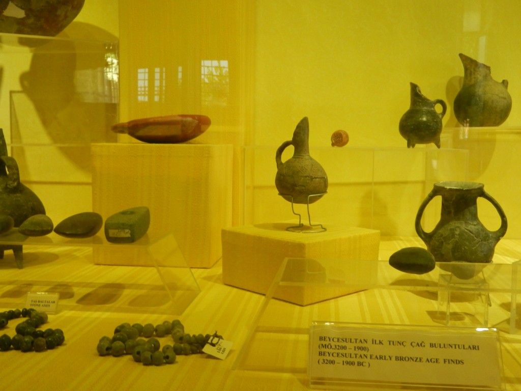 hieropoulosmuseeumpottery