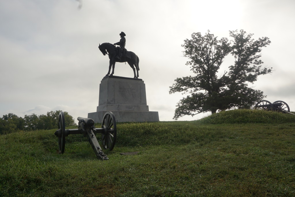 statuehorsecannon