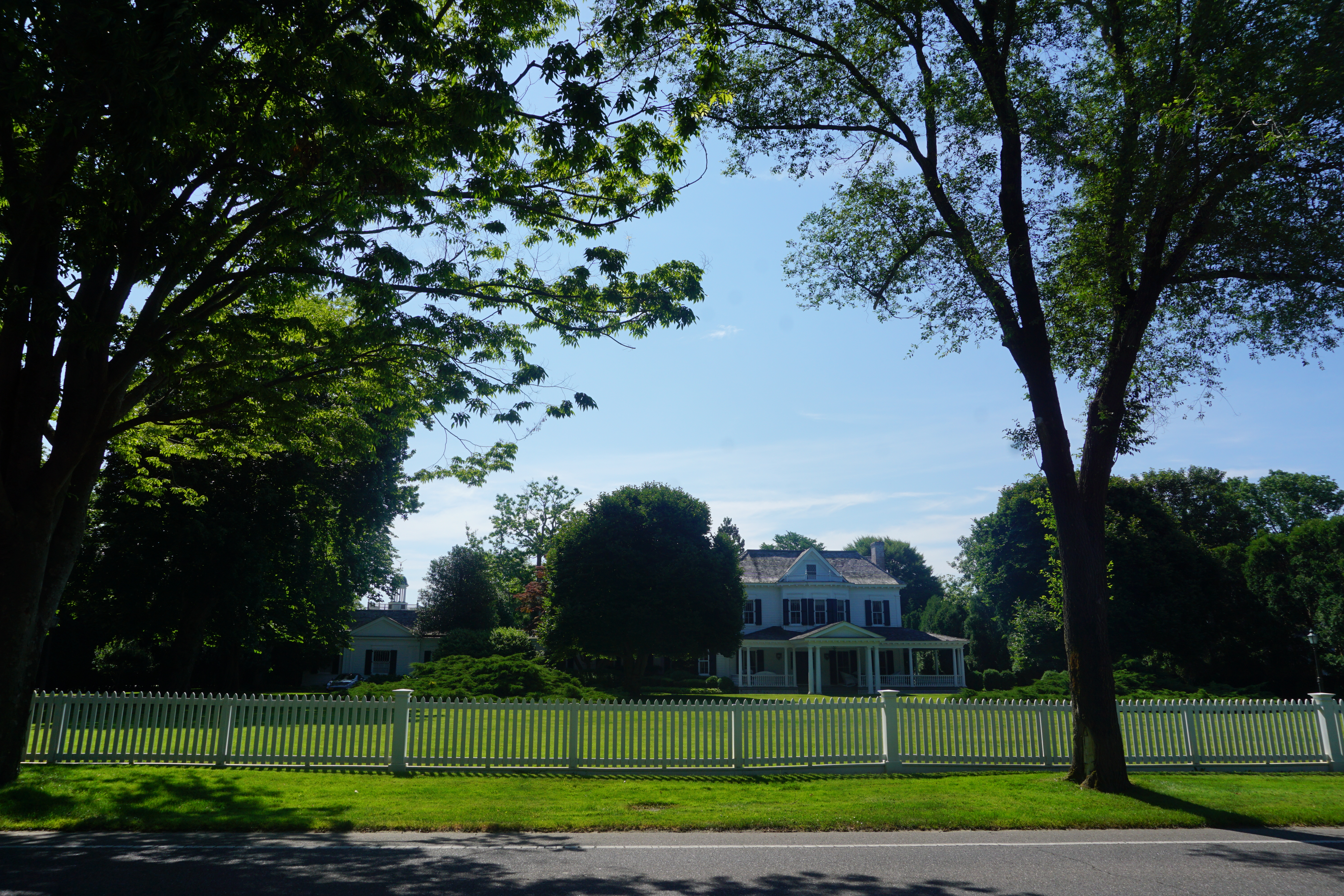 ehamptonmansion