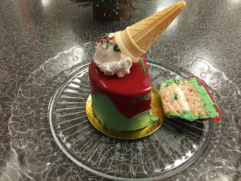 vegantreatschristmascake