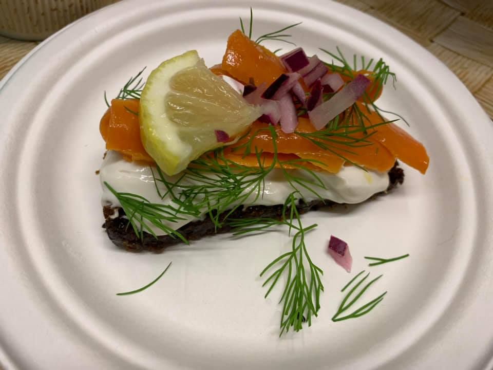 helxmasmgravloxsalmoncarrot