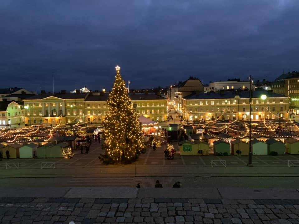 helxmasmarketoverlookfromcathedral